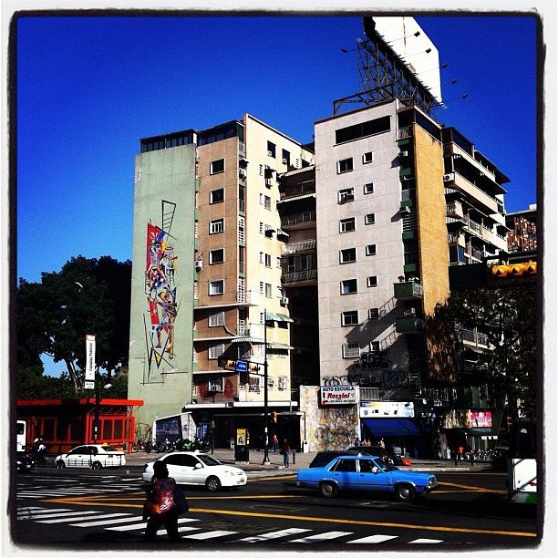 En la imagen se aprecia la azotea de los edificios Humboldt de Altamira, diagonal a la plaza Altamira de Caracas-Venezuela.
